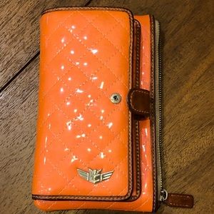 Consuela Candy Crush wallet